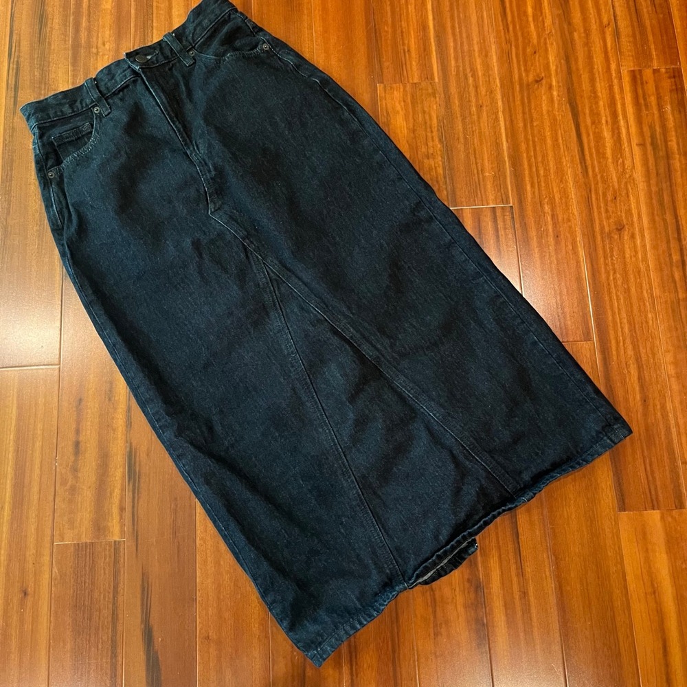 Uniqlo Denim Maxi Skirt Jean Dark Wash Blue Back Slit Button Zip Casual Size‎ 2